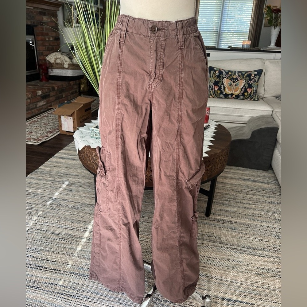 Urban Outfitters BDG Brown Y2K Cargo Pants